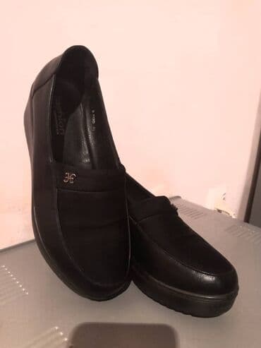 ayaqqabıları 41: Elle, Ölçü: 41, rəng - Qara, İşlənmiş — 1