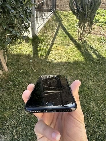 iphone 9 pro: IPhone 7, 128 GB, Qara, Barmaq izi — 4