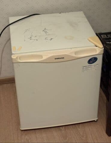 averlok satiram: Mini Samsung Soyuducu Satılır, rəng - Ağ — 3