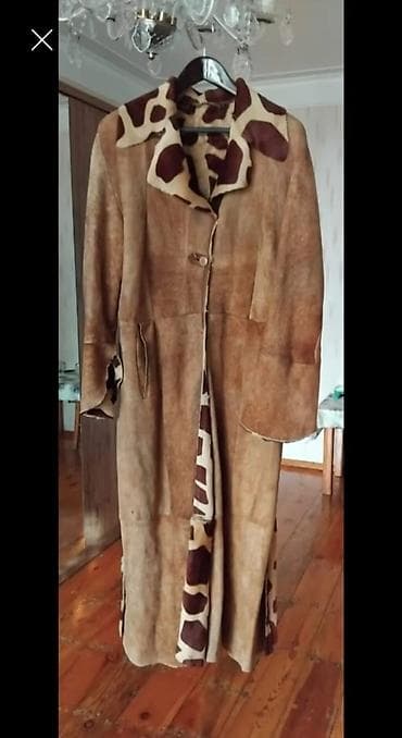 İtalia.Milan.
Təbii,Dəri.
M,38,(R)
Boy,175,185,sm — 2