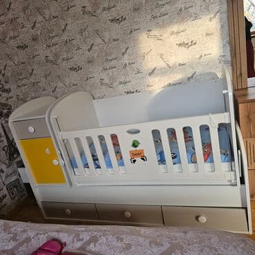 трансформер с пеленальным столиком: Для девочки и мальчика, Новый, Четырехугольная, Колыбель, С бортиками, С матрасом, С механизмом качания — 3