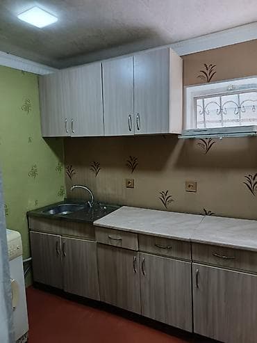 Дома: 2 otaqlı həyət evi - Plan: dəhliz, 2 ayrı otaq (yataq otağı və — 6