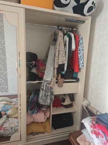 Divan və masa dəstləri: Dolab-asılqan — 3