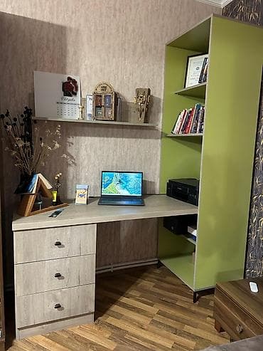 Məktəbli masası ideal vəziyyətdə 150 manat. Necə görsənir elə satılır — 1