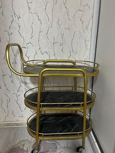 pol parket: Üçrəfli servis/bar arabası - Dizayn: Qızılı rəngli metal karkas, oval — 3