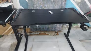 yığılıb açılan stol: Gaming masa və kreslo dəsti kreslo isiqli 360 azn Masa 450 azn . - — 3