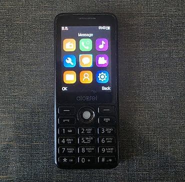 Alcatel < 2 GB Memory Capacity, rəng - Qara, İki sim kartlı — 2