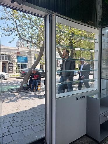 28 may m yanında telefon maqazində şöbə arendaya — 7