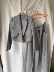 Dəst 35 Azn
60 azn alınıb
İdeal vəzuyətdədir
S və M ölçüyə gedir — 1