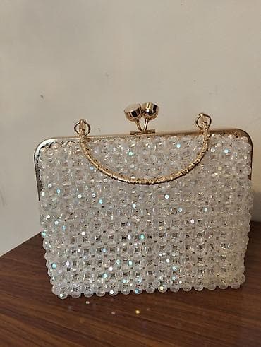 Zərif gecə çantası – yaxud clutch - Korpus: metal karkas, qızılı