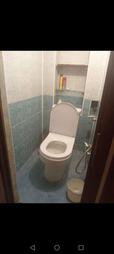 Kirayə mənzillər: Bize 1 Qız lazımdı .1otaq mətbəx, dəhliz, sanitar qovşağı - Geniş — 4