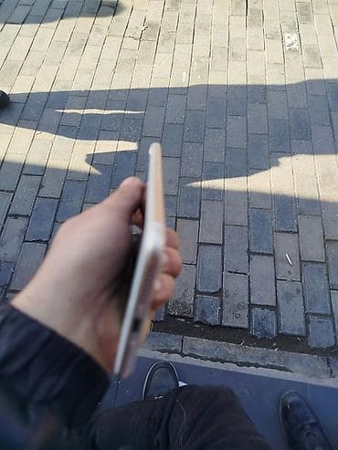 iphone x11: IPhone 7 Plus, 128 GB, Rose Gold, Barmaq izi — 3