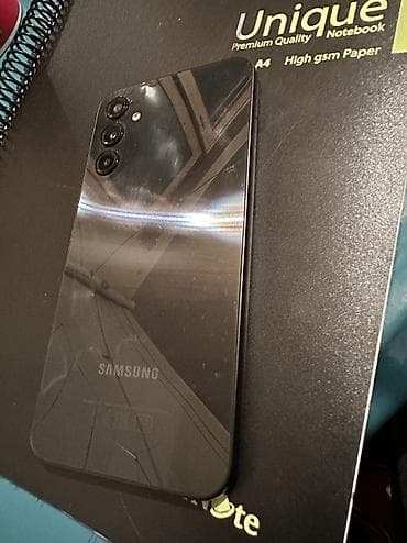 adaptırlar: Samsung Galaxy A24 4G, 128 GB, rəng - Qara, Barmaq izi — 4