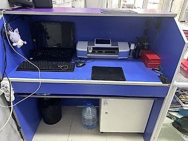 стойка администратора: Mobil operator xidmətləri köşkü – avadanlıqla birlikdə komplekt — 1