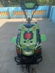 Tatra T-1350 modeli, yaşıl və qara rənglərdə olan güclü lalafo.az -da Tatra T-1350 modeli, yaşıl və qara rənglərdə olan güclü