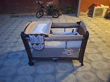 hava matras: Oğlan və qız üçün, İşlənmiş, Dördbucaq, Beşik, Dəstsiz, Matras ilə, Yellənmə mexanizmsiz — 2