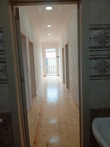 bayilda tecili satilan evler: Savalanın girişində 2 sot yarımda 120 kvadrat 4 otaqlı yola 300 metr — 6