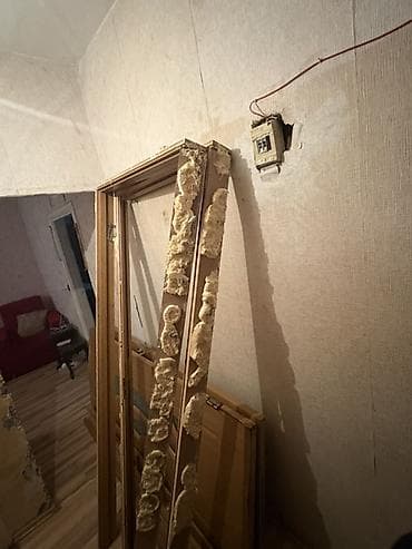 Строительные леса: İç qapı dəsti – şüşəli dekorlu, ağac naxışlı - Material: MDF/laminat — 3