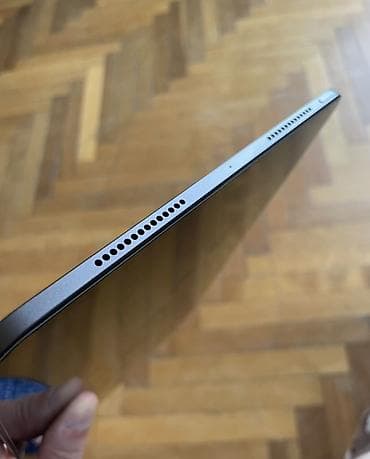 iphone pro max: Apple iPad Pro planşet Salam ipad m4 pro 11 düyüm 256 gb təzədən — 5