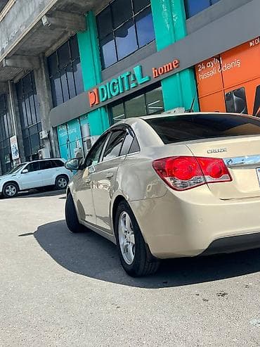 chery fulwin 2: Chevrolet Cruze: 1.4 l | 2011 il 291000 km Sedan — 4