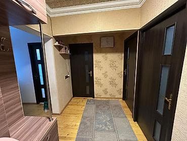 ipateka evler: Ev Yeni-Gəncə, Notariusun yanindadir. Sənədləri qaydasinda,ipotekaya — 4