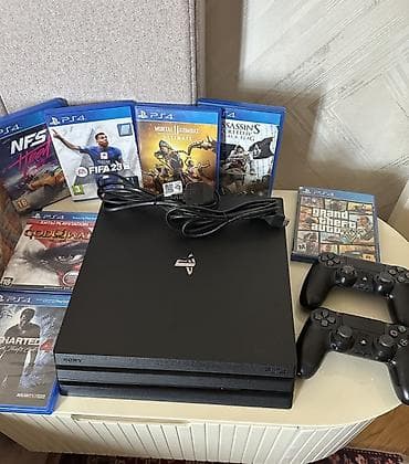 ps 4 diskləri: PlayStation 4 Pro komplekti - Konsol: Sony PlayStation 4 Pro (qara) — 2