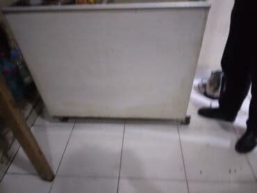 Şüşəli dondurucu, İtaliya