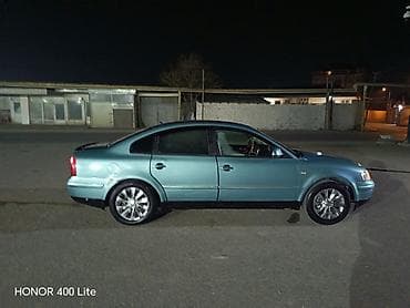 ford 5 1: Volkswagen Passat: 1.8 l | 1998 il Sedan — 2