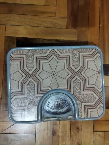 tərəzi şəkli: Köhnə model tərəzi. heç bir problemi yoxdur tam işlək vəziyyətdədir — 2