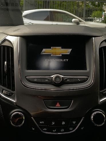 benzin ceni: Chevrolet Cruze: 1.4 l | 2019 il 163000 km Hetçbek — 7
