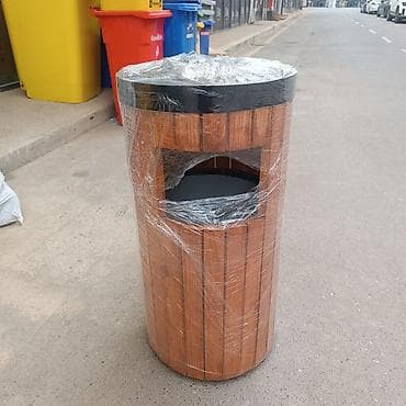 hell bizon qablari: Açıq məkanlar üçün dekorativ tullantı qutuları - Material: metal — 2