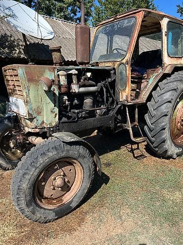 tra: Traktor MTZ (Belarus) tipli, kabinəli, arxa asqı və PTO ilə. dəst — 3
