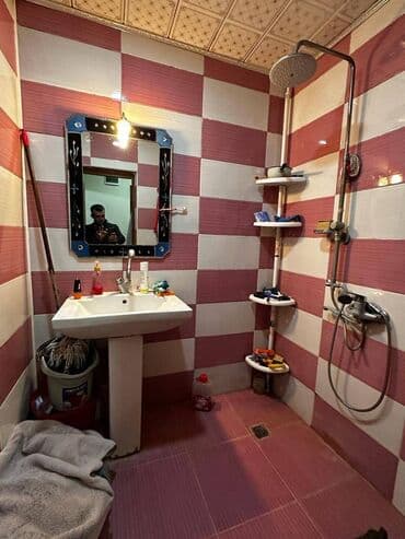 2 otaqlı mənzil vasitəçisiz: Bakı, 2 otaqlı, Köhnə tikili, m. Həzi Aslanov, 58 kv. m — 8