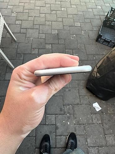 fake ipone: IPhone SE 2020, 64 GB, Ağ, Simsiz şarj — 5