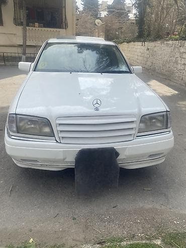 teker 14: Mercedes-Benz 220: 2.2 l | 1994 il — 2