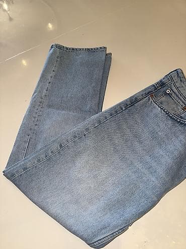 Cinslər: Her bir cins az geyinilib. Asosdan alinib hamisi. 40 olcudur. Belden — 4