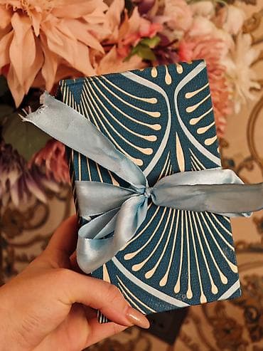 Другой декор и предметы интерьера: Подарочная коробка, цвет - Золотой — 3