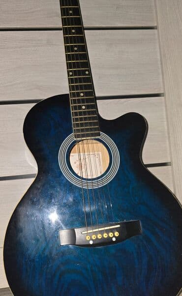 Akkordeonlar: Akustik gitara, 6 sim, İşlənmiş, Ünvandan götürmə, Ödənişli çatdırılma — 2