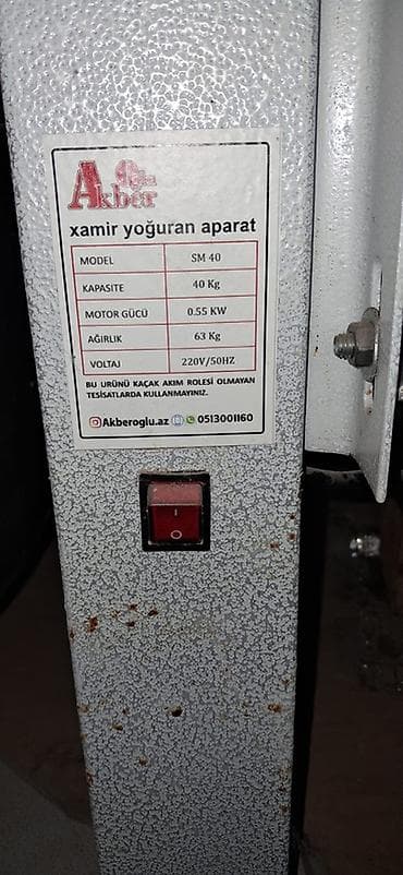 Reklam lövhələri: 1ay olaraq islenibdir.Islek veziyyetdedir.Elave olaraq nerj stollarda — 4