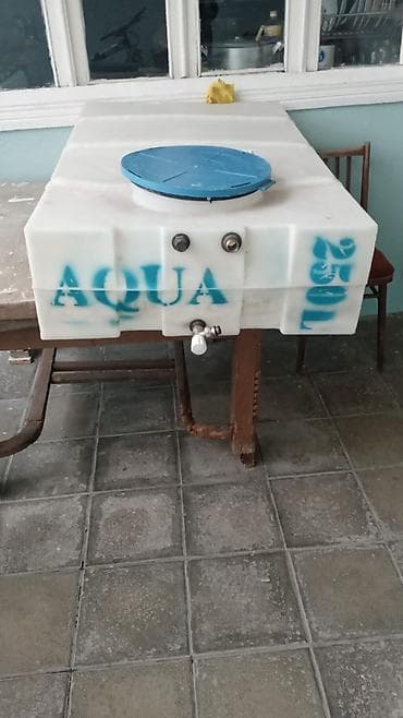 Bak, Plastik, 750 l l