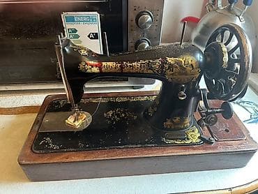 Искусство и коллекционирование: Vintage Singer tikiş maşını – əl fırlatmalı (manivelalı) model. - — 2