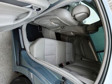 e 200: Mercedes-Benz 200: 1.8 l | 2006 il Sedan — 11