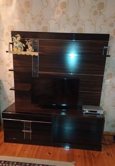 подставка для цветов: ТВ стенды — 2