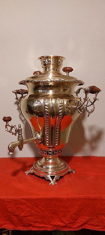 İdman və istirahət: 19-cu esrin sonlari Tula istehsali samovar 7-litrlikdir, materiali; — 3