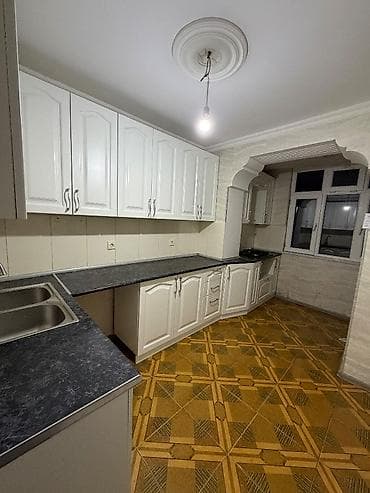 Дома: Vasmoyda Lotos ticarət mərkəzindən aşağıda parkın yanında 3 otaqlı — 8