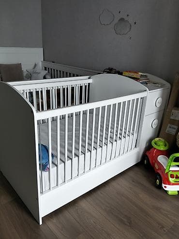 intex matras: Uşaq beşiyi – ağ rəng, taxta konstruksiya - Klassik dizaynlı ızqara — 1