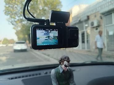 Avtomobil üçün DVR/videoqeydiyyatçı - Ön şüşəyə vakuumlu və ya
