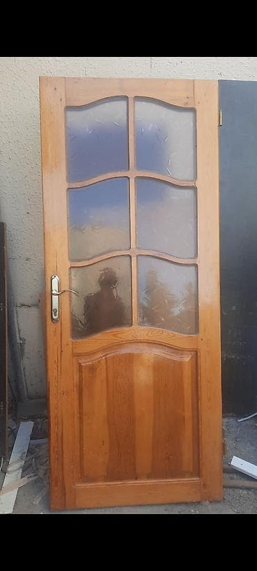 pul qab: Taxta şüşəbəndli otaq/qapı dəsti 200x90normal vəziyyətdədirlər - — 2