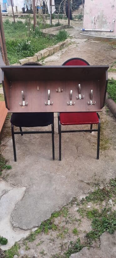 аренда под офис: Qehverengli Masa 4 eded olcusu 1.80 sm uzunu eni 80 sm Qiymet 1 ededi — 3