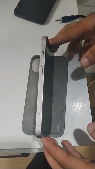2ci əl xaladenik: IPhone 13, 128 GB, Çəhrayı, Face ID — 5